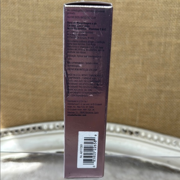 Elizabeth Arden Foundation Flawless Finish Shade 100C - Picture 3 of 7